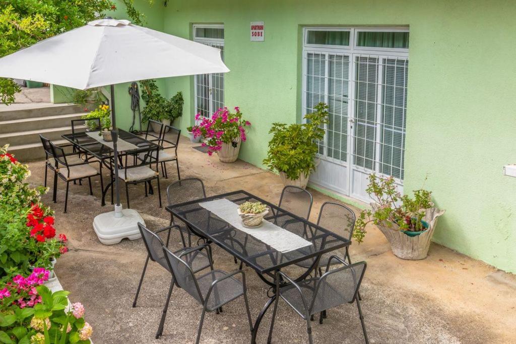 Tatijana Holiday Apartments Makarska Exterior photo